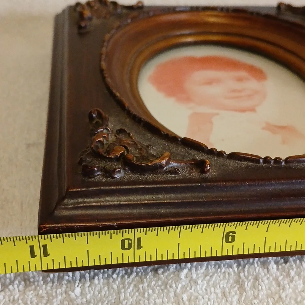 Antique Oval Wood Double‎ Frame